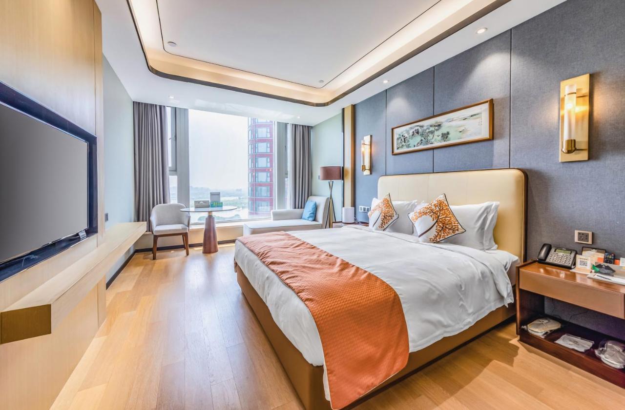 Jinling Funhome Hotel Nanjing Jiulong Lake - Nanjing South Railway Station Экстерьер фото